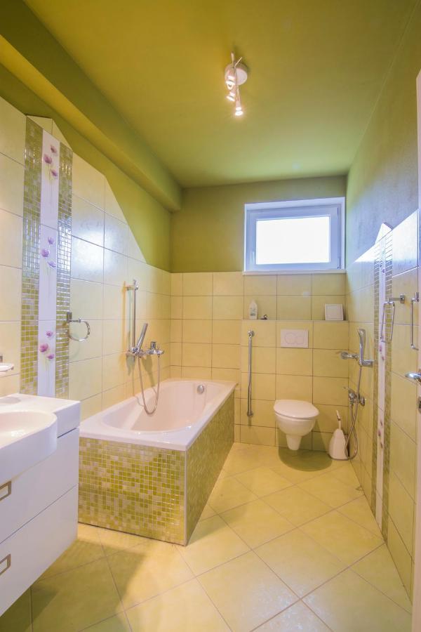 Vila Doliny Konská Extérieur photo