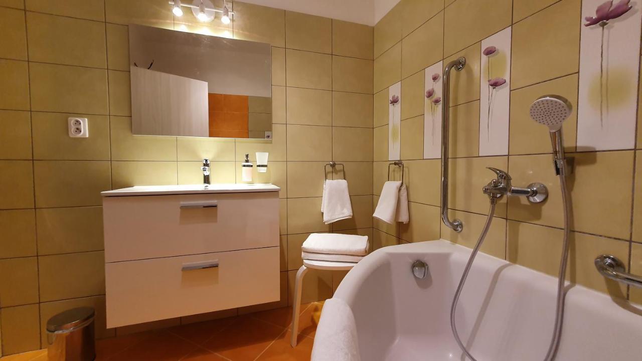 Vila Doliny Konská Extérieur photo