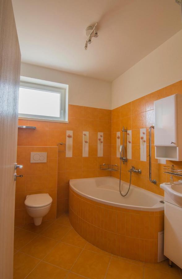 Vila Doliny Konská Extérieur photo